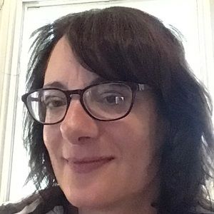 Meet your Posher, Deena